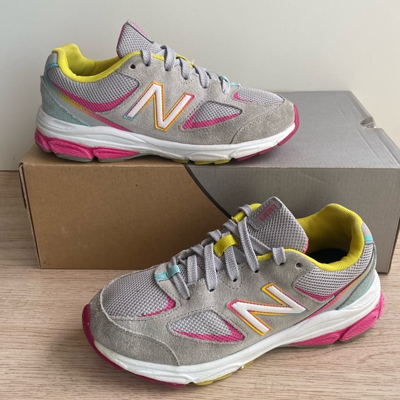 New Balance 888 v2 Grey/Pink Kids Sneakers - SZ 3 Y - Picture 3 of 15